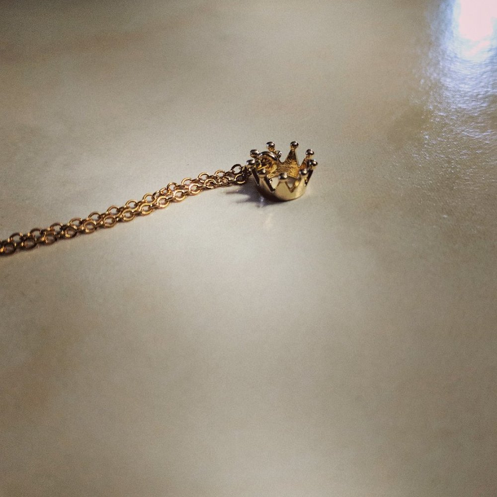 Gold Crown Necklace